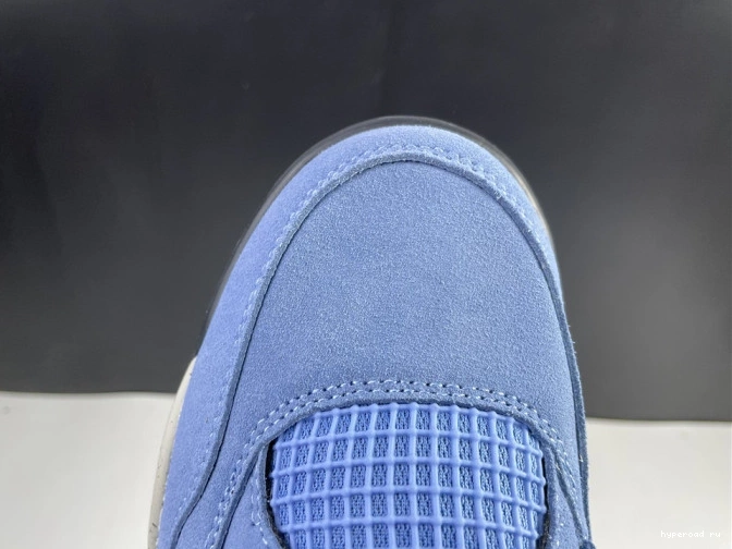 4 University CT8527-400 AIR Blue JORDAN 0720